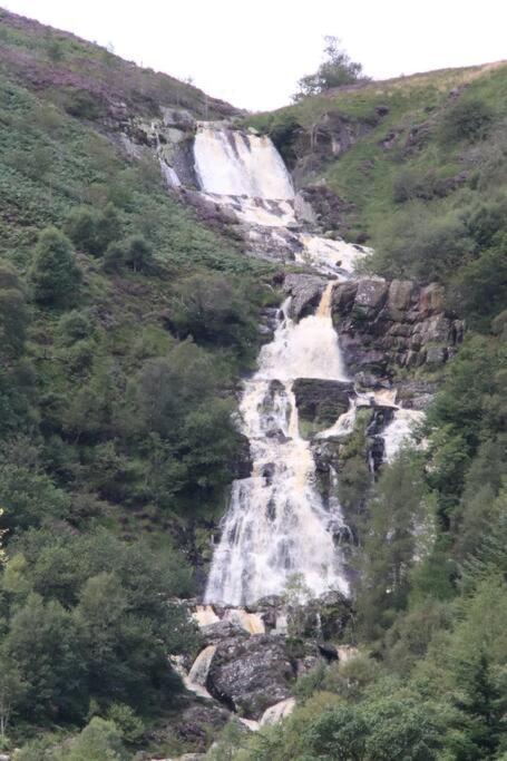 Garn Lodge Newtown  Luaran gambar