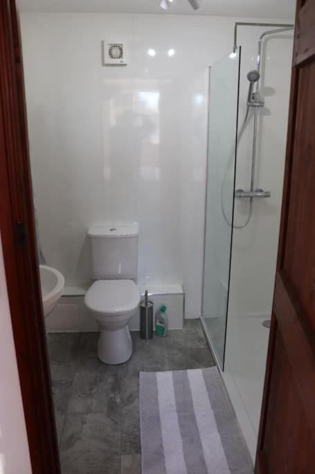 Garn Lodge Newtown  Luaran gambar
